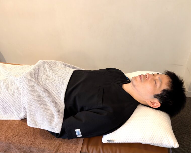 【姿勢に隠された秘密　～寝姿勢～】